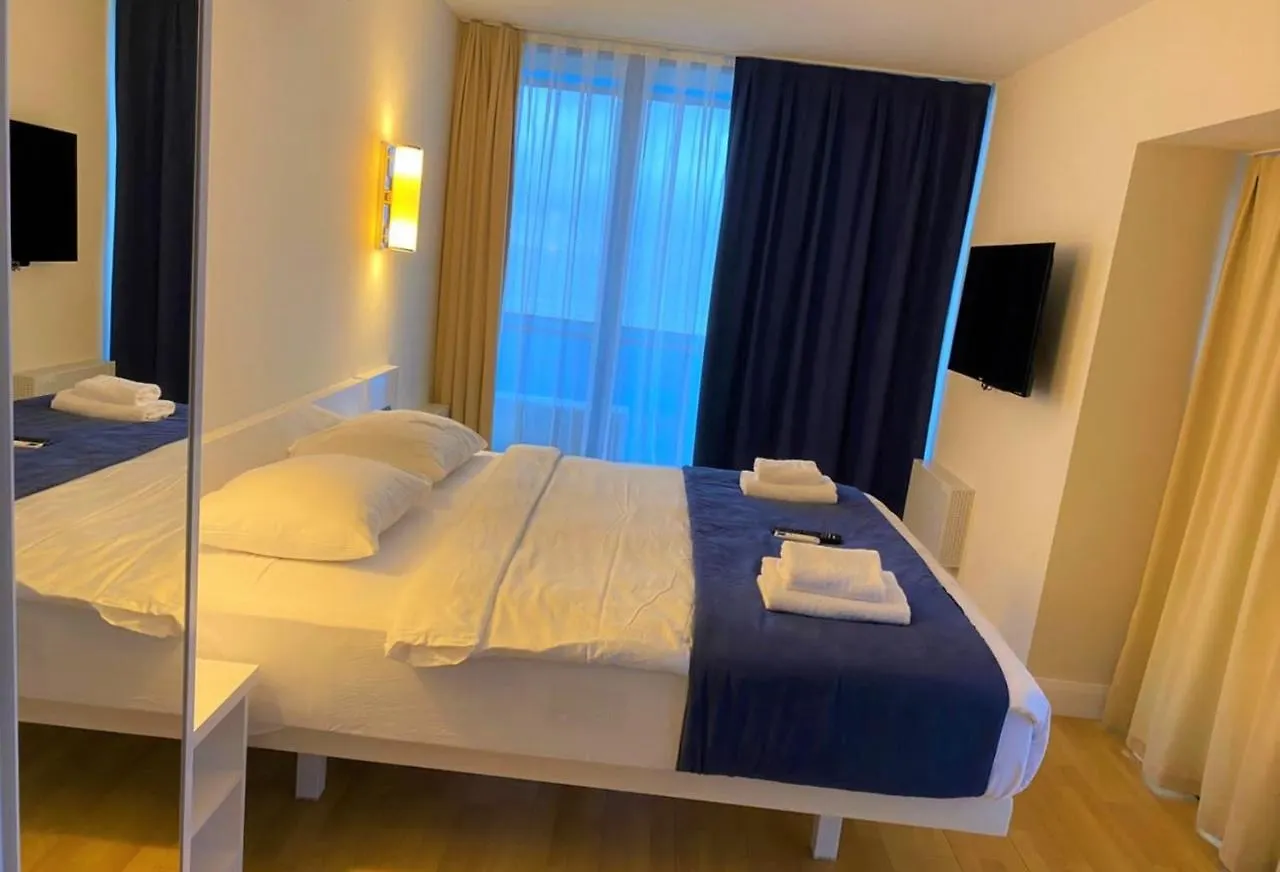 Orbi City Sea View Aparthotel Batumi 5*,